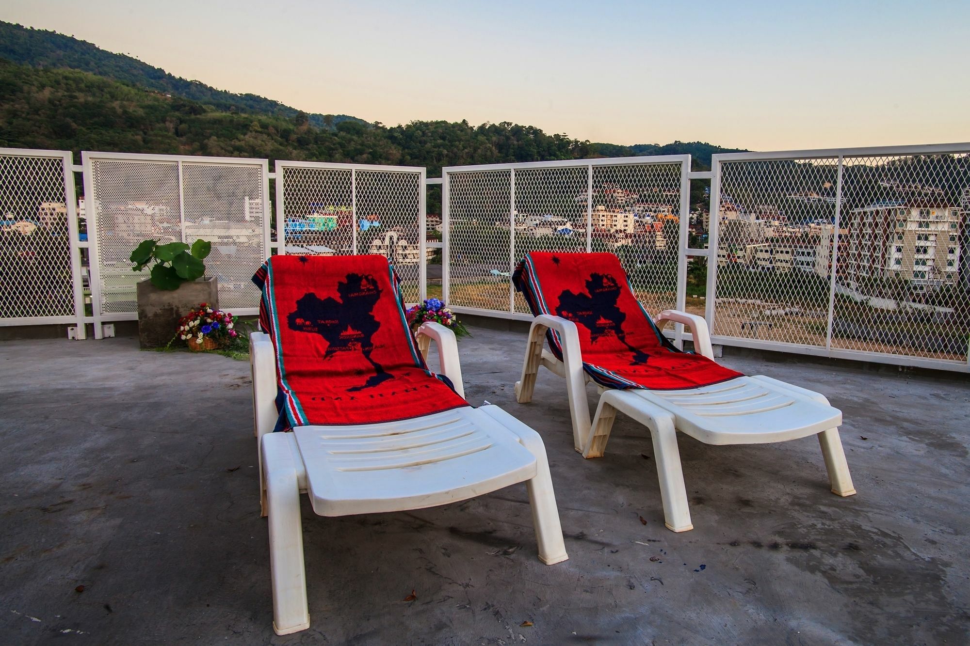 Patong Paksaa Boutique Hotel מראה חיצוני תמונה